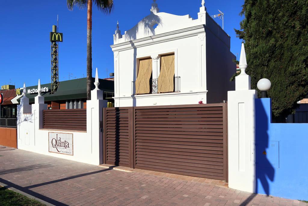 La Quinta Hacienda Apartment *